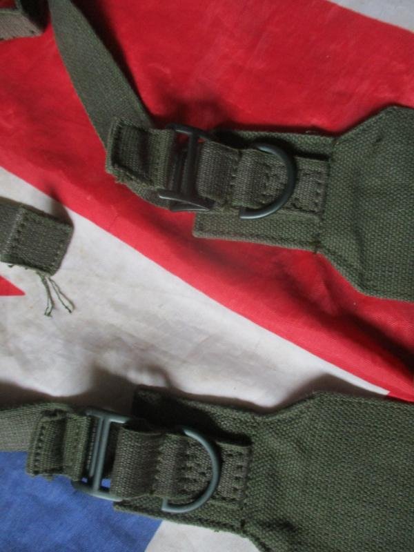 1983 BRITISH ARMY ISSUE 58 PATTERN WEBBING yoke SUSPENDERS Falklands War — image 4