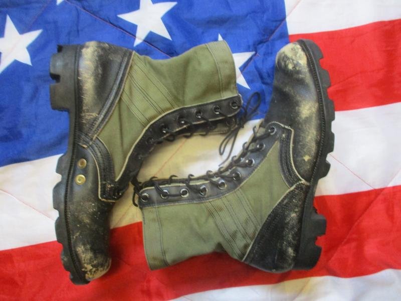 genuine US ARMY VIETNAM WAR issue GENESCO CIC JUNGLE COMBAT BOOTS us 10 n UK 9 n — image 4