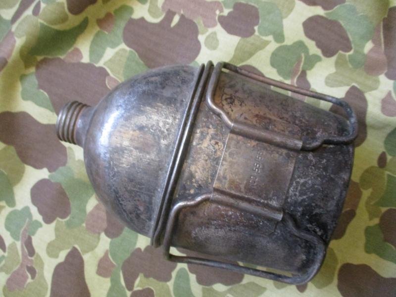 WW2 US ARMY - USMC SMCO 1943 WATER BOTTLE CANTEEN & ICO METAL MUG — image 5