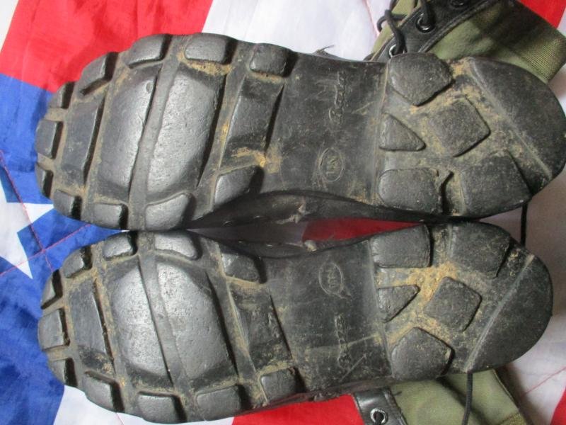 genuine US ARMY VIETNAM WAR issue BATA JUNGLE COMBAT BOOTS us 11 n UK 10 n — image 5