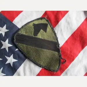 GENUINE issue US ARMY VIETNAM WAR ERA 1 air cavalry …