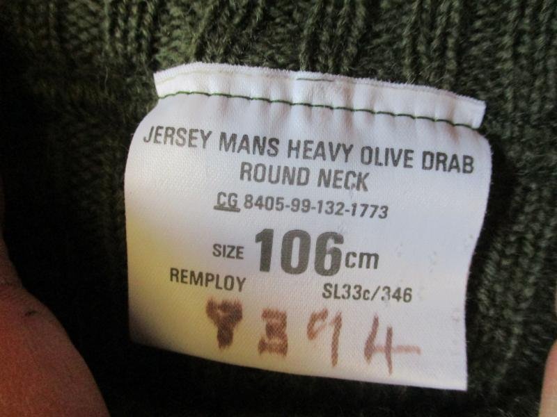 GENUINE BRITISH ARMY / COMMANDO issue WOOL JUMPER PULLOVER JERSEY 106CM large — image 2