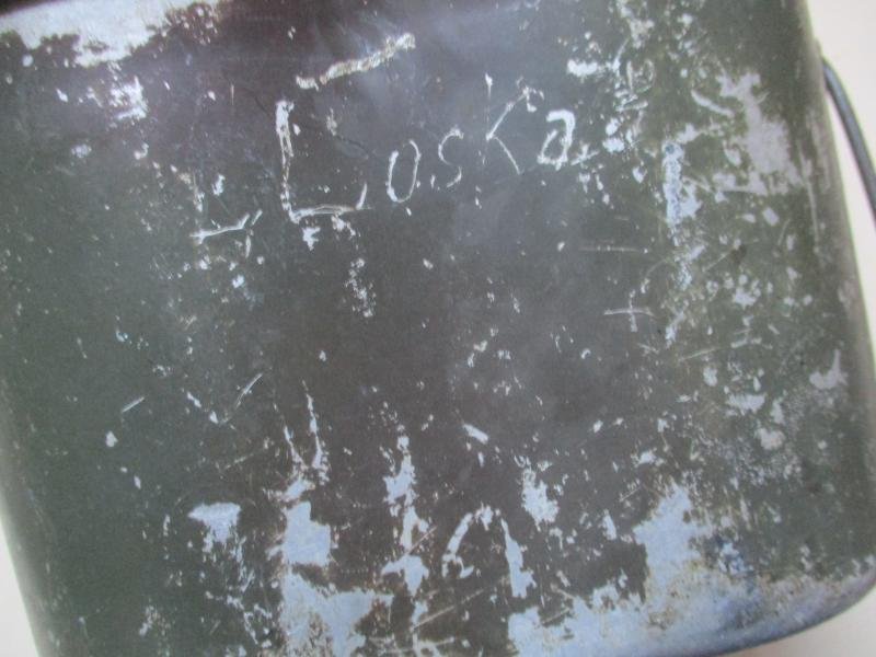 ORIGINAL WW2 GERMAN ARMY / WSS ISSUE 1939RFI 39 LID & LATE WAR MESS TIN BOTTOM 2 colourcamo — image 4