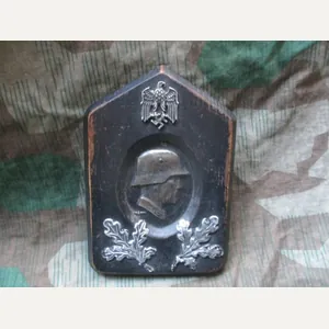 WW2 GERMAN ARMY EH HEER WOODEN WALL PLAQUE