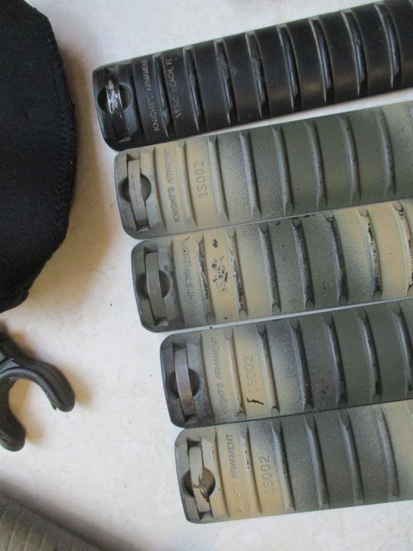 REAL knights armament PICATINI RAIL COVERS & acog coverS & GANGSTER DOWN GRIP camo SAS DIEMACO US SEAL TEAM DEVGRU — image 3