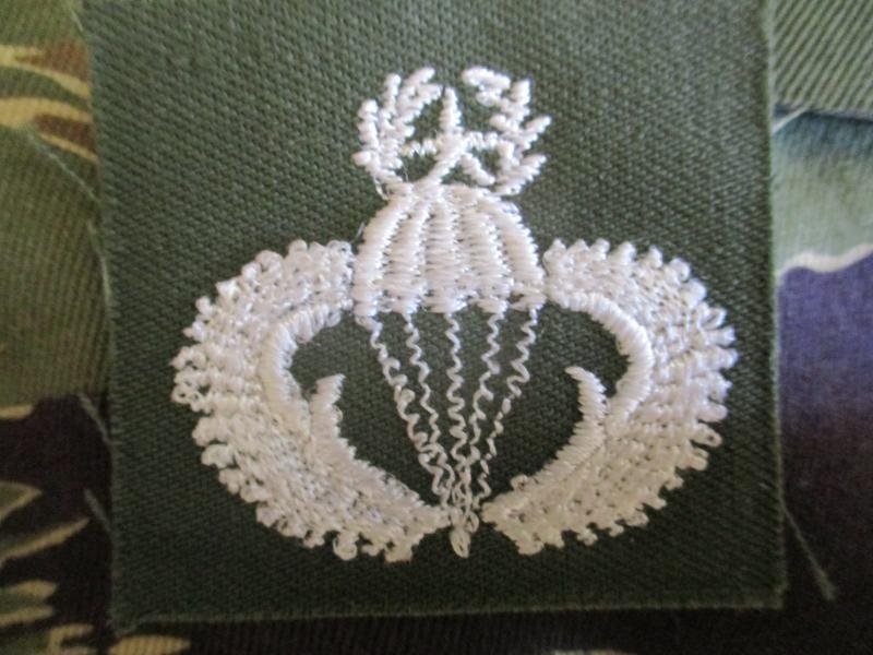 SOUTH KOREA parachute PARATROOPER PARA WINGS BADGE SET VIETNAM WAR era — image 4