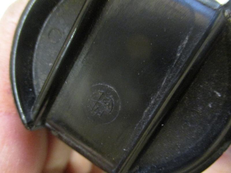 Original Genuine 1942 WW2 GERMAN ARMY / Waffen SS MEDICS WATERBOTTLE CANTEEN ESB42 — image 3