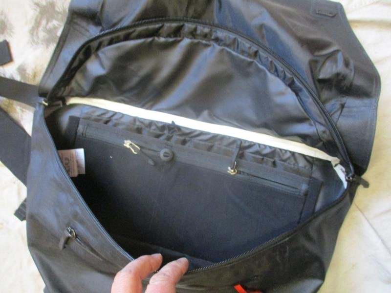 GENUINE ARCTERYX GRANVILLE 16 COURIER messenger laptop BAG leaf BLACK waterproof — image 5