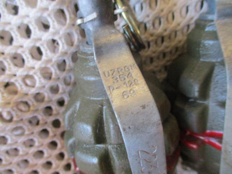 RUSSIAN F1 uzrgm 354 p-120 69 AND UZRGM 354 22-86 HAND GREANDE inert de-activated — image 3