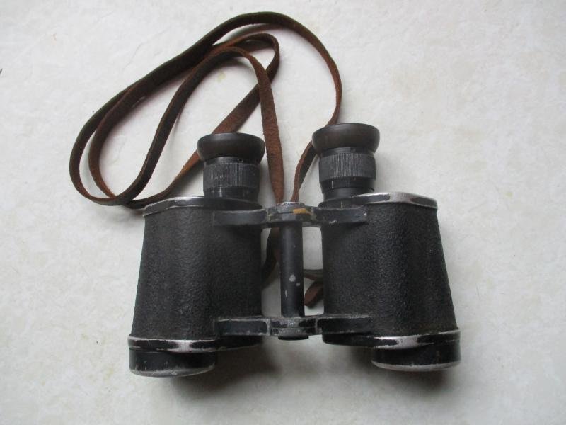 ORIGINAL WW2 GERMAN ARMY / Waffen SS / Luftwaffe 6X30 dow+ DIENSTGLAS BINOCULARS battle damage — image 3
