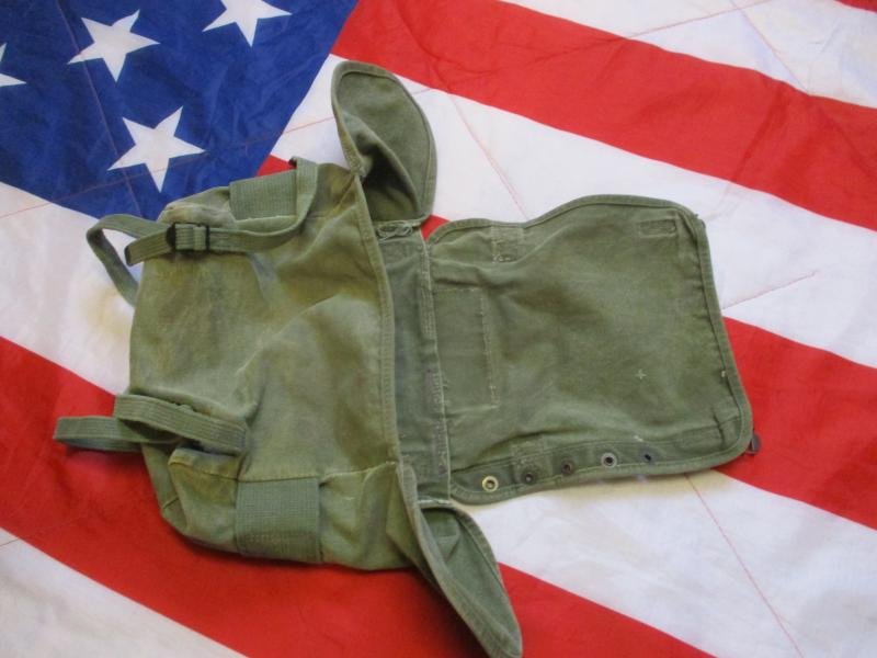 M1956 US ARMY issue VIETNAM WAR M56 WEBBING 1st PATTERN BUTT PACK — image 3