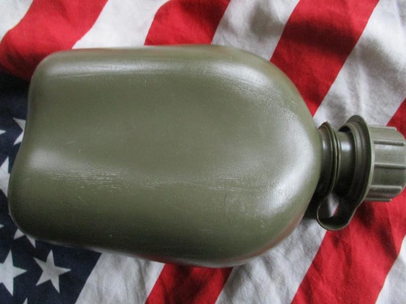 1976 US ARMY issue VIETNAM WAR M56 M67 1 QUART canteen WATERBOTTLE WATER bottle — image 5