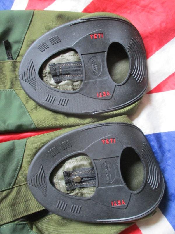 BERGHAUS YETI wilderness attack GORETEX WATERPROOF MOUNTAIN boot GAITERS large — image 3