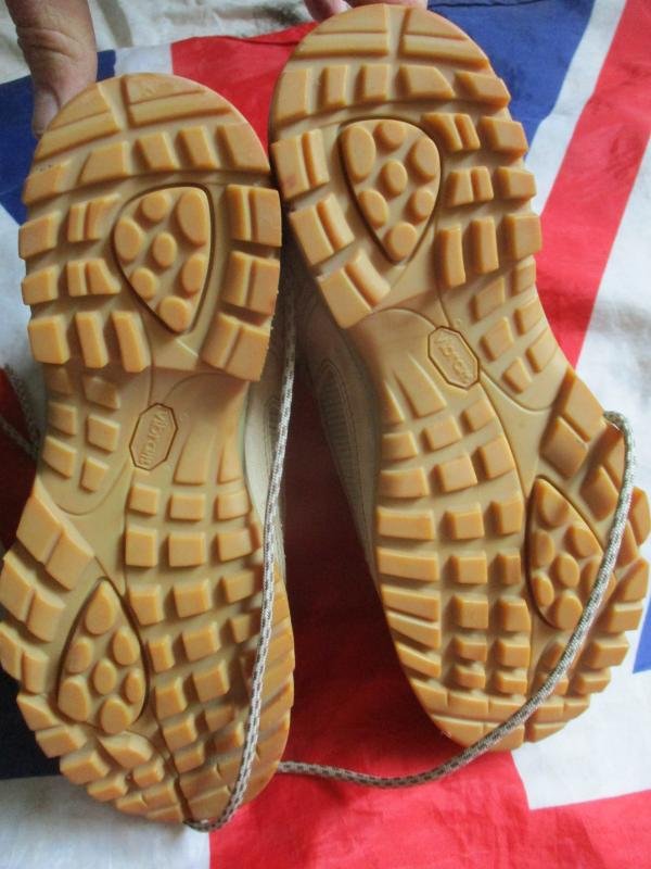 GENUINE BRITISH ARMY Afghanistan ISSUE DESERT elite COMBAT BOOTS UK 10.5 m NOT WORN — image 5