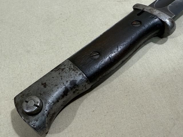 Original WWII German 98K Bayonet and Scabbard, MATCHING CARL EICKHORN — image 7