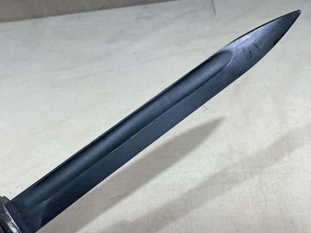 Original POST-WWII Norwegian Bayonet and Scabbard — image 3