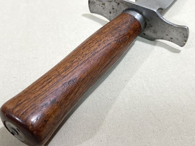 Original WWII French Fighting Knife and Scabbard — image 9