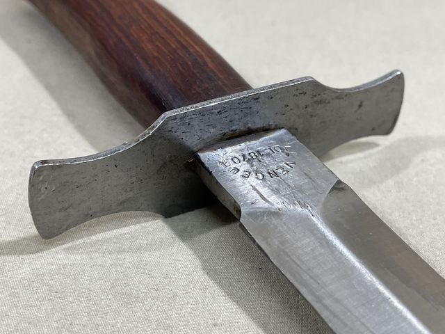 Original WWII French Fighting Knife and Scabbard, LE VENGEUR — image 7