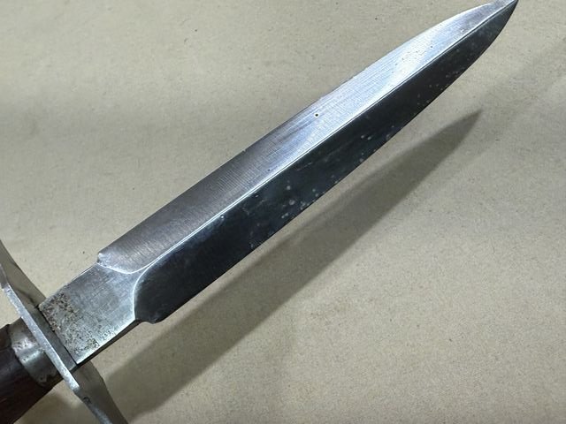 Original WWII French Fighting Knife and Scabbard, S.G. C.O — image 3