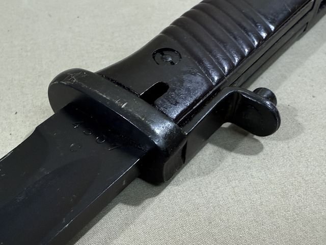 Original POST-WWII Norwegian Bayonet and Scabbard — image 8