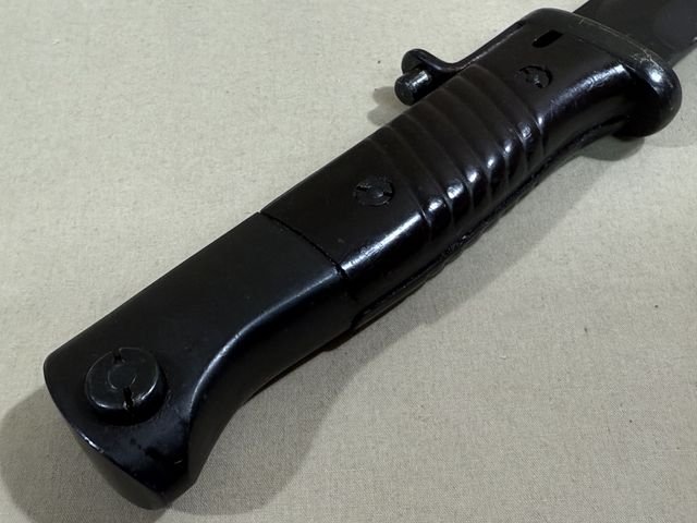 Original POST-WWII Norwegian Bayonet and Scabbard — image 9