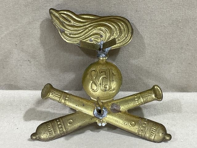 Original WWII Italian Artillery Cap Badge, 158 — image 6