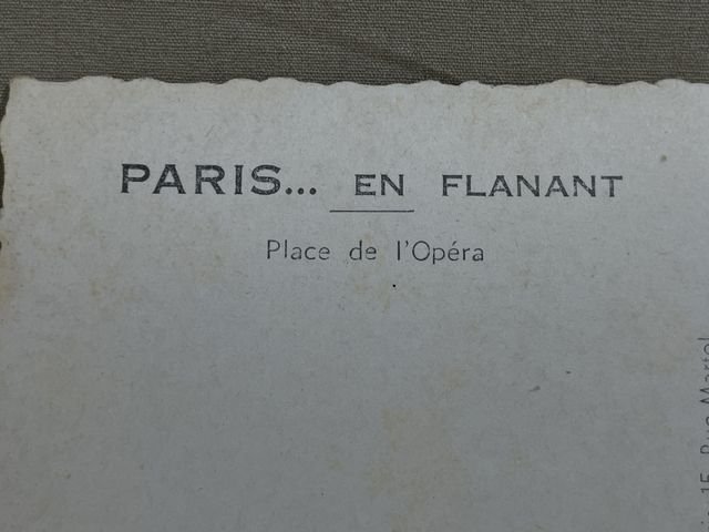 Original WWII Era French Architecture Postcard, Paris… en Flanant Place de l'Opera — image 4