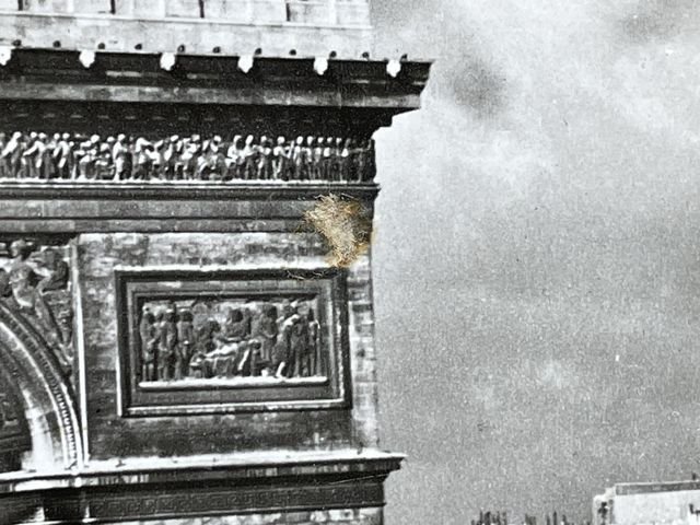 Original WWII Era French Architecture Postcard, Paris et ses Merveilles Arc de triomphe — image 2