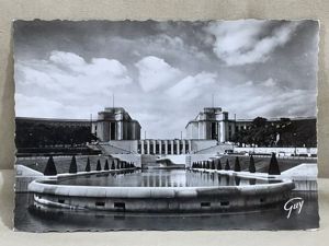 Original WWII Era French Architecture Postcard, Paris et ses Merveilles …