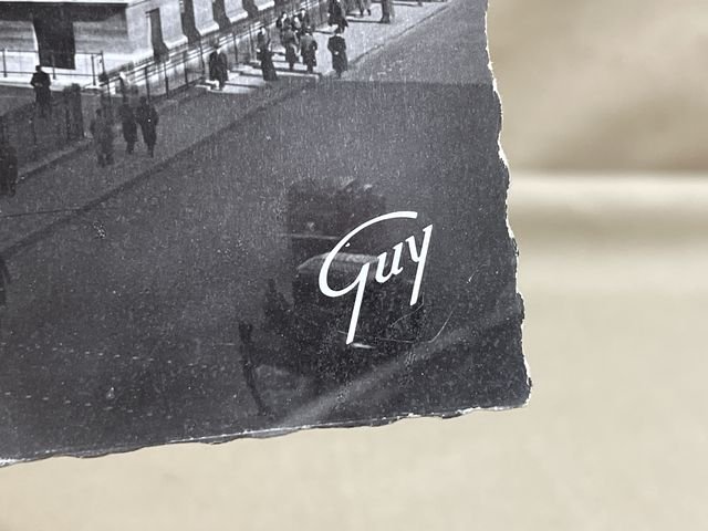 Original WWII Era French Architecture Postcard, Paris et ses Merveilles La Bourse — image 2