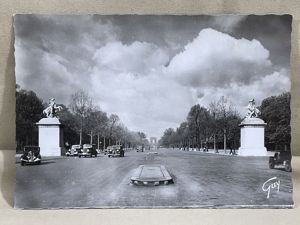 Original WWII Era French Architecture Postcard, Paris et ses Merveilles …