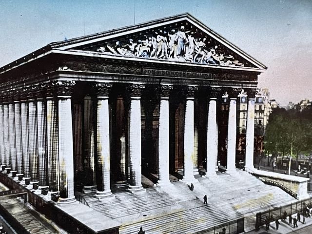 Original WWII Era French Architecture Postcard, Paris… en Flanant Eglise de la Madeleine — image 2