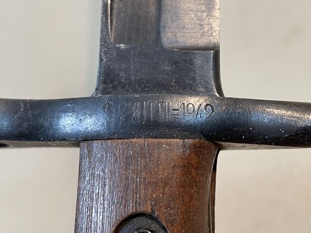 Original WWII Italian Carcano M91 Bayonet & Scabbard — image 11