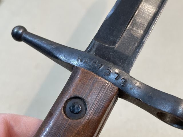 Original WWII Italian Carcano M91 Bayonet & Scabbard — image 18