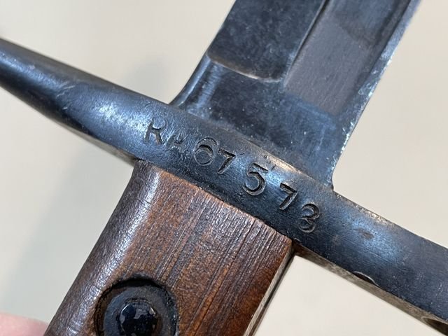 Original WWII Italian Carcano M91 Bayonet & Scabbard — image 19