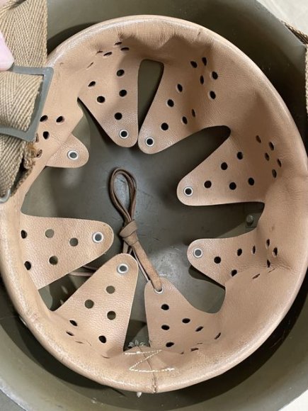 Original POSTWAR Italian Steel Helmet — image 11