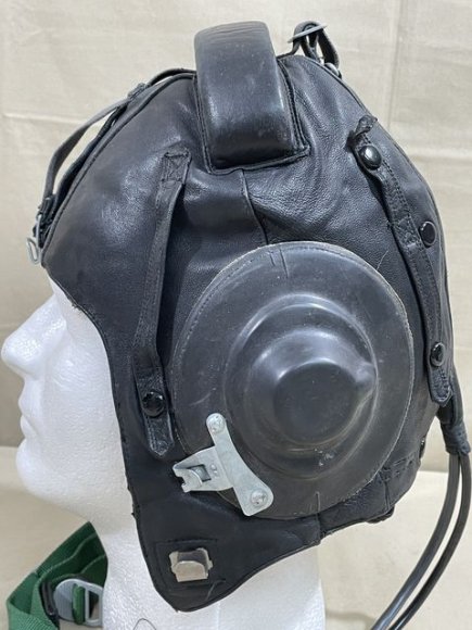 Original 1965 COLD WAR Russian Flight Helmet, Size 54 — image 4