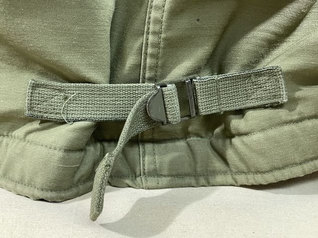 Original Vietnam Era US Navy A2 Deck Jacket, NAMED LARGE SIZE — image 7