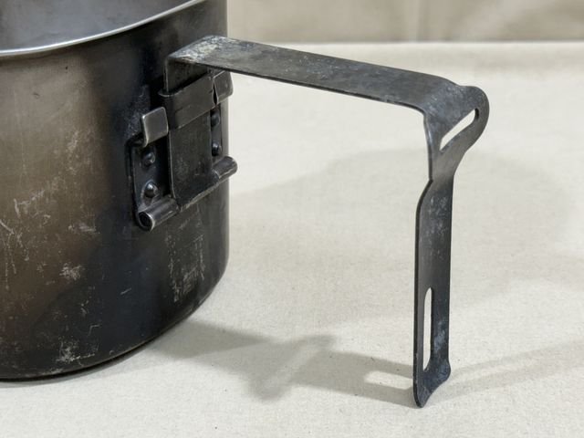 Original Korean War Era US Army Canteen Cup, 1953 Dated — image 6