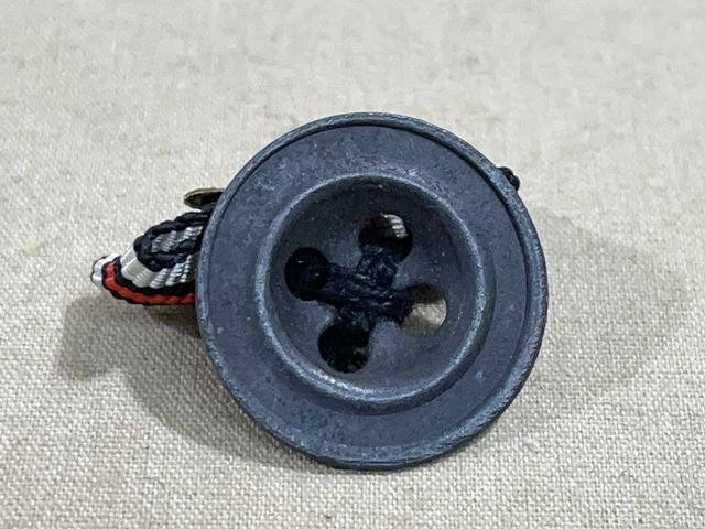 Original Pre-WWII German Lapel Button Hole Ribbon, UNISSUED — image 4