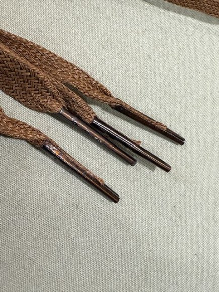 Original WWII German BROWN 80cm Shoe Laces, Pair — image 2