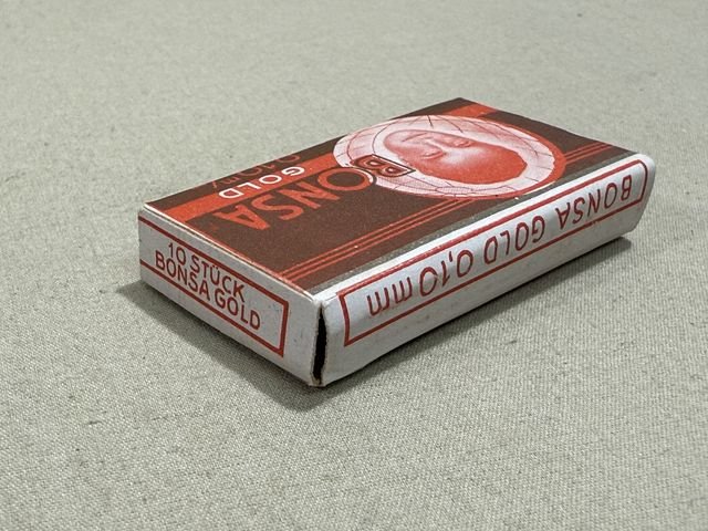 Original WWII German Box of 10 Razor Blades, BONSA GOLD — image 4