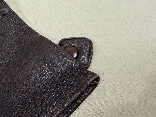 Original WWII? German All Leather Flight Gloves, Pair — image 9