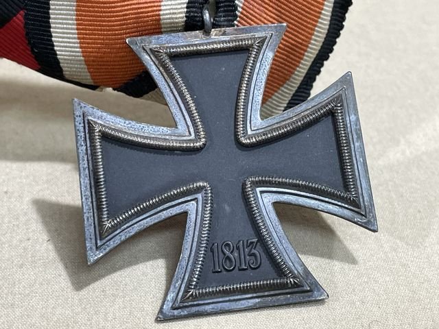Original WWII German 3-Position Parade Medal Bar, 1939 Iron Cross 2nd Class — image 9