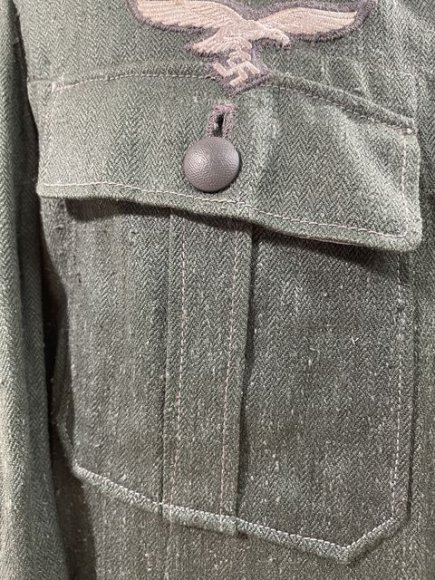 Original WWII German Luftwaffe Reed Green HBT Combat Tunic — image 3