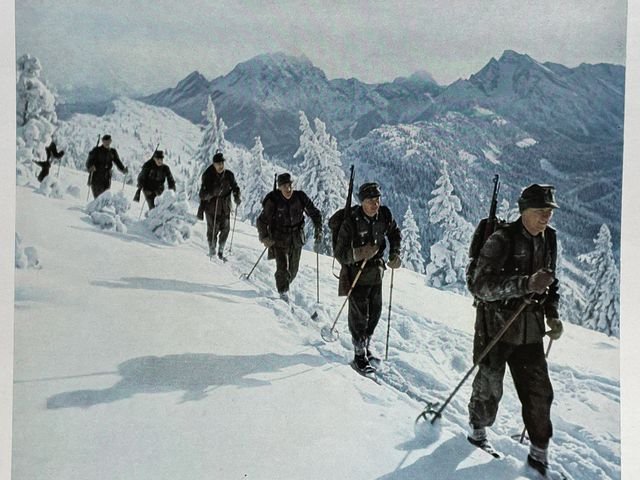 Original WWII German Military Themed Color Print, GEBIRGSJÄGER IN THEIR ELEMENT — image 2