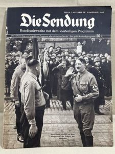 Original Nazi Era German Signals Weekly Magazine, Die Sendung HITLER