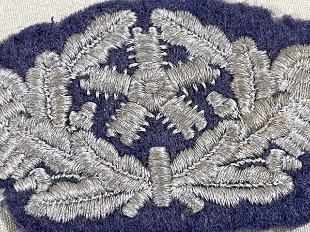 Original WWII German Luftwaffe Flight Technical Personnel's Career Sleeve Insignia — image 2
