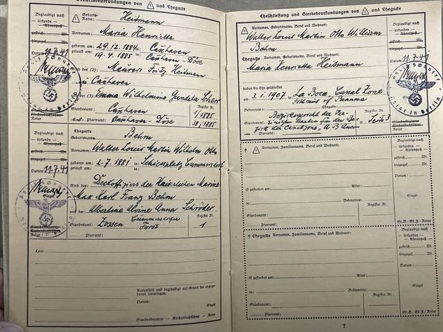 Original Nazi Era German Der Ahnenpaß (Family Tree) Book — image 7