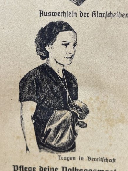 Original WWII German People's Gas Mask Instruction Pamphlet, Volksgasmaske — image 10